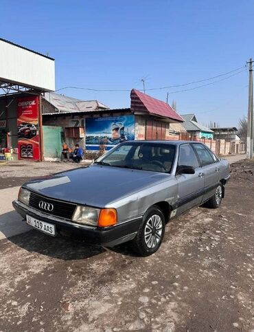машина старый: Audi 100: 1985 г., 2.2 л, Механика, Бензин, Седан