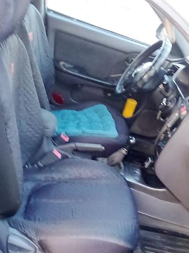sprinter bazar: Hyundai Elantra: 2002 г., 1.6 л, Механика, Бензин, Седан — 2