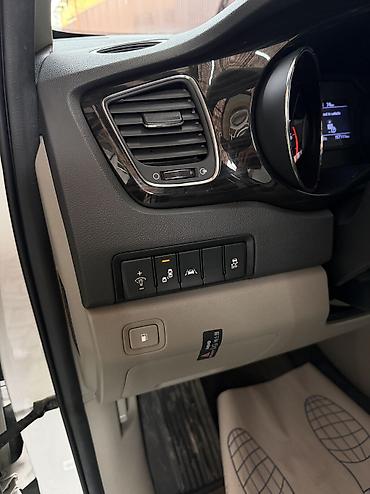Kia: Kia Carnival: 2020 г., 2.2 л, Дизель, Минивэн — 27