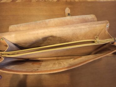 Ostali alati i mašine: Nova kožna torba za alat od debele goveđe kože. Ima tri pregrade (dve — 8