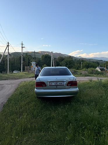 штучки на машину: Mercedes-Benz E-Class: 1997 г., 2.8 л, Типтроник, Бензин, Седан — 4