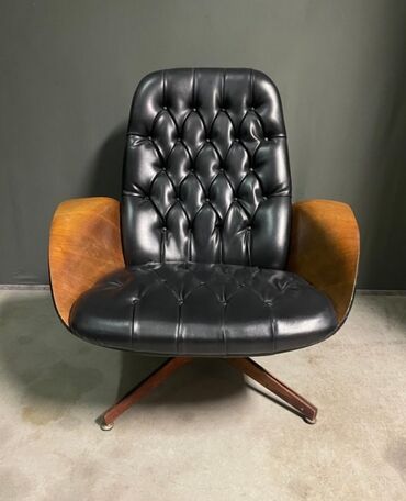 Stolice: Столица и пуф Plycraft "Mr. Chair et Ottoman" Откријте ову иконичну — 1