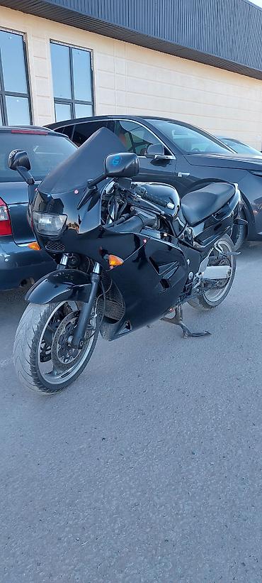 105 с: Мотоцикл Kawasaki ZZR 1100 — это мощный спортивно-туристический байк с — 8