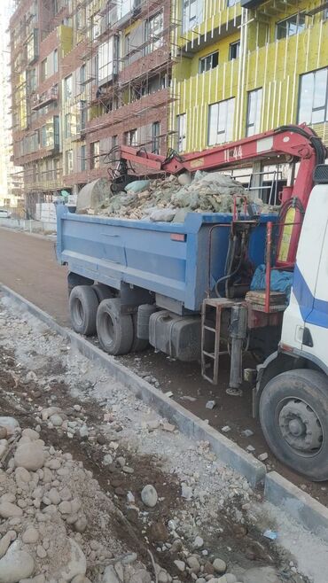 Демонтажные работы: Разбор полов, Снятие потолков, Демонтаж крыш | Демонтаж встроенных шкафов, Демонтаж керамогранита, Удаление краски | Сбивка старой штукатурки, Снятие извести, Снятие побелки | Демонтаж линолеума, Демонтаж плинтуса, Демонтаж теплого пола | Кровля из профнастила, Крыша из шифера, Металлочерепичная кровля 3-5 лет опыта — 2