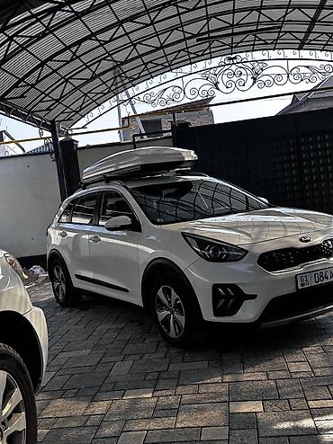 Kia: Kia Niro: 2021 г., 1.6 л, Вариатор, Гибрид, Кроссовер — 3