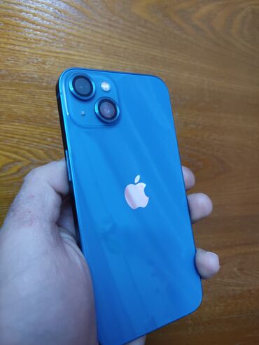 Apple iPhone: IPhone 13, Б/у, 128 ГБ, Blue Titanium, Зарядное устройство, Защитное стекло, Чехол, 88 %