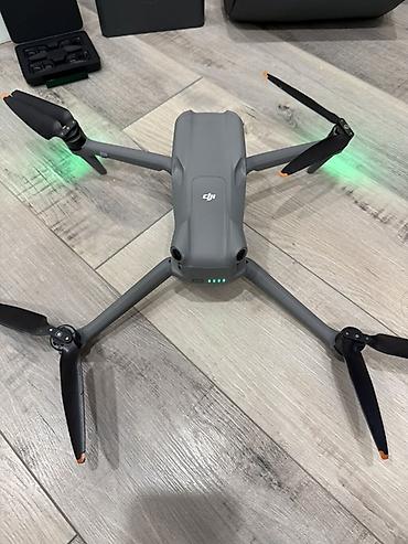 Дроны: DJI Air 3 Fly More Combo + RC 2 Комплект дрона с пультом с экраном и — 4