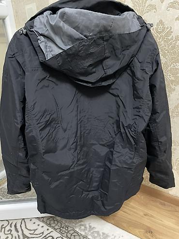 беговой дарожка: Куртка The North Face, размер Lчерного цвета. Легкая функциональная — 3