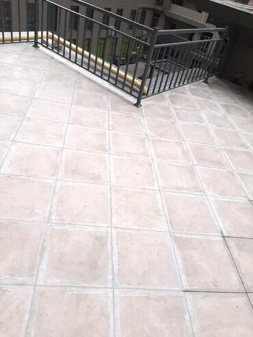 Uzunmüddətli kirayə mənzillər: 28 May metrosu yanınında mənzil kirayə verilir. Mərtəbə 18/4. Ümumi — 23