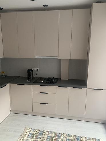 solutions elementary: Светлая студия с полноценной кухней и современной ванной - — 3