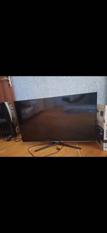 Защитные пленки и стекла: Б/у Телевизор Samsung Led 40" HD (1366x768), Самовывоз