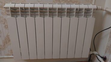 Radiatorlar: İşlənmiş Seksiyalı Radiator Alüminium, Ünvandan götürmə, Kredit yoxdur