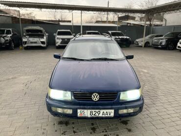 passat universal: Volkswagen Passat: 1995 г., 2 л, Механика, Бензин, Универсал