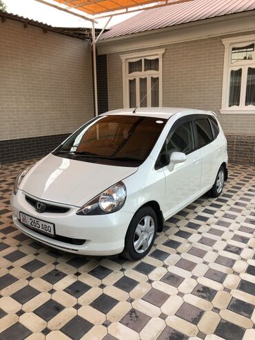 машина лада 07: Honda Fit: 2002 г., 1.3 л, Вариатор, Бензин, Хэтчбэк