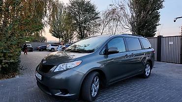 tayota sienna: Toyota Sienna: 2010 г., 3.5 л, Автомат, Бензин, Минивэн — 6