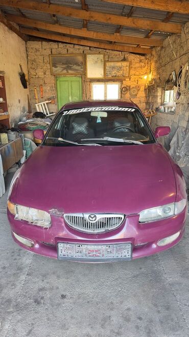 кседокс 6: Mazda XEDOS 6: 1992 г., 2 л, Механика, Бензин, Седан
