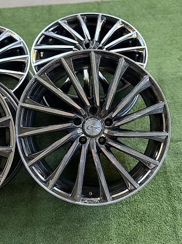 r19 lexus: Литые Диски R 19 Lexus, Комплект, отверстий - 5, Б/у — 2
