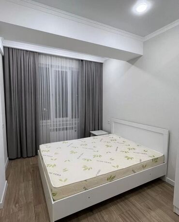 квартира в центре города бишкек: 2 комнаты, Риэлтор, Без подселения, С мебелью полностью