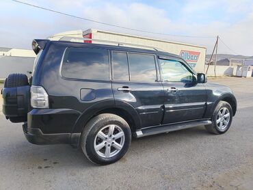 Mitsubishi: Mitsubishi Pajero: 3 l | 2008 il Ofrouder/SUV — 5