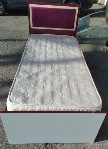 tek çarpayı: Təknəfərlik çarpayı, Matras ilə