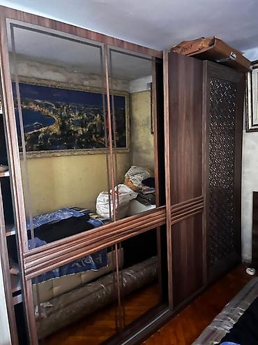 Təcili satılır ev söküntü gedir deyə satlir çox qeseg mebldi - Geniş