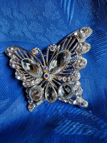 Broševi: Bоја - Srebrna, Novo — 4