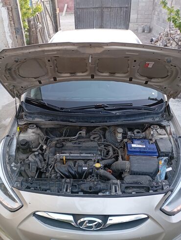 Hyundai: Hyundai Solaris: 2013 г., 1.6 л, Автомат, Бензин, Седан — 6