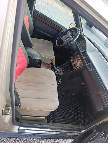 124 салон: Mercedes-Benz W124: 1986 г., 2.3 л, Механика, Бензин, Седан — 7