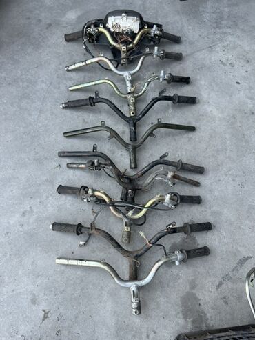 Скутеры: Различные оригинальные запчасти для скутеров Honda Dio и Suzuki. В — 10