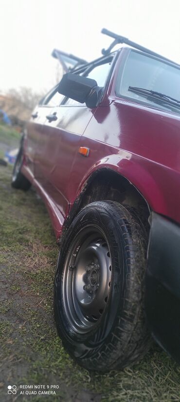 VAZ (LADA): Vaz 2109 (hatchback) – bord rəngdə, ön və arxa nömrə 10-XG-482. 5 — 5