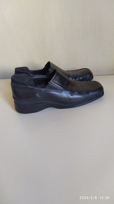 nubukdan kisi sapoqlari v ckmlri: Черные туфли из натуральной кожи от бренда ECCO в очень хорошем