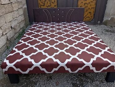 Mebellərin yığılması: Təzə çarpayılar. 1 nəfərlik çarpayılar 60manat. 2 nəfərlik taxt — 26