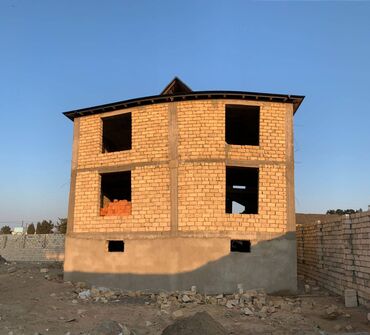 pirsagida heyet evleri: Pirşağı qəs. 7 otaqlı, 300 kv. m, Təmirsiz