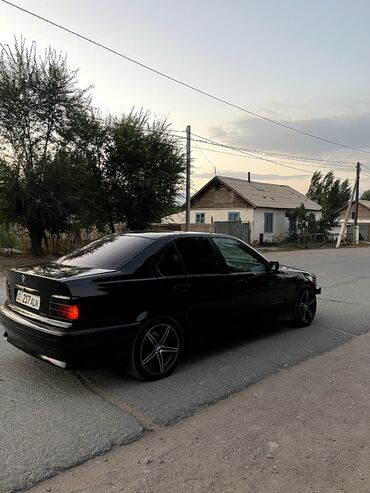 BMW: BMW 3 series: 1991 г., 1.8 л, Механика, Бензин, Седан