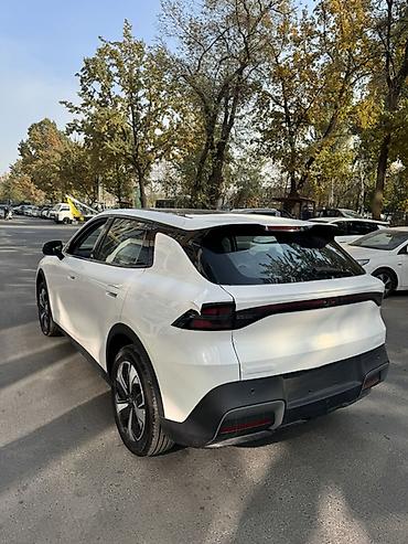 mitsubishi eclipse cross: Changan Qiyuan Q05: 2026 г. — 5