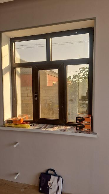 plastik qapi pencere kreditle: PVC pəncərə – qəhvəyi ağac teksturalı profil - Material: keyfiyyətli — 1