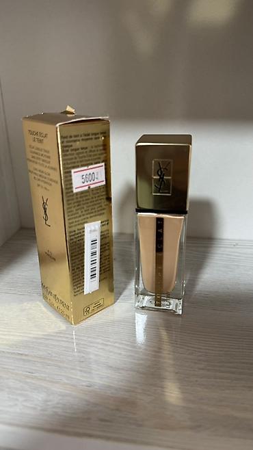 52 54: Тональный крем YSL Touche Éclat Le Teint - Категория: жидкий — 1