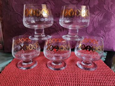 Čaše: Case nove kristal,Bohemija,za zestoko pice iz 50,60ih. Case jako — 10