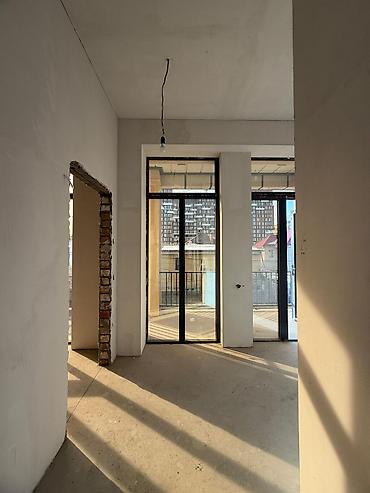 Новостройки от застройщика: Построен, 9 комнат, 190 м² — 23