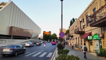 коммерческая недвижимость в баку: Nəsimi rayonu, “Heydər Əliyev adına saray” yaxınlığında – nəqliyyatın