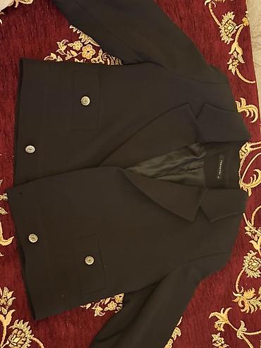Qadın qara pencək blazer 

- Brend: Trendyol
 Çox az geyinilib
