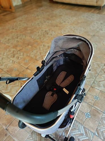 Araba-beşiklər: Çıxarıla bilən beşikli araba — 8