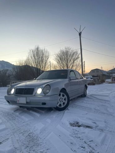 Mercedes-Benz: Mercedes-Benz 220: 1997 г., 2 л, Механика, Бензин, Седан