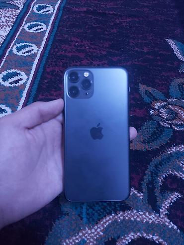 iphone cs max: IPhone 11 Pro, Б/у, 256 ГБ, Серебристый, 70 % — 2
