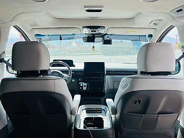 byd e2 2025: Hyundai Staria: 2021 г., 3.5 л, Автомат, Газ, Минивэн — 10