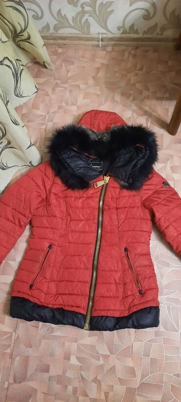 детская зимняя куртка: Куртка зимняя