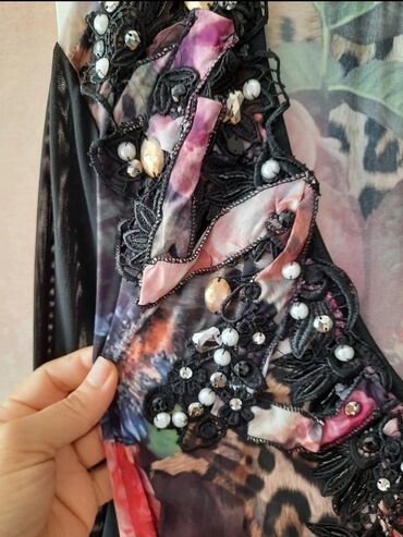 Köynək və bluzalar: Kapriz.brend.coox ince mali var.(ipekdi)gabagi dawlarla bezedilib.hem — 14