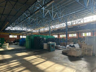 Anbar və emalatxanalar: Razində, Heydər Əliyev prospektinə yaxın əsas yoldan 250 metr — 6