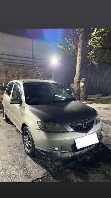 Mazda: Mazda Demio: 2004 г., 1.5 л, Автомат, Газ, Хэтчбэк