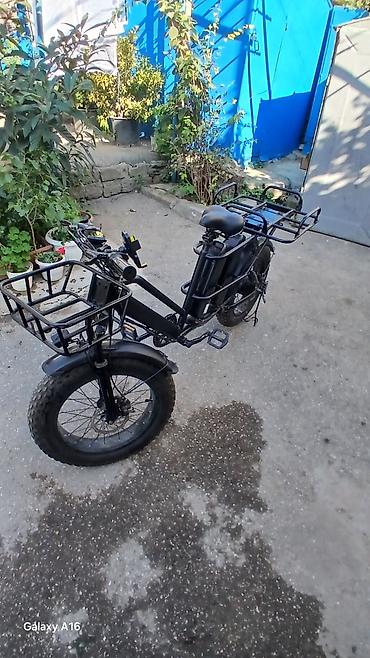 27 5 velosiped: İşlənmiş Elektrik velosipedi 28", sürətlərin sayı: 7, 750 < Vt, Ünvandan götürmə — 4